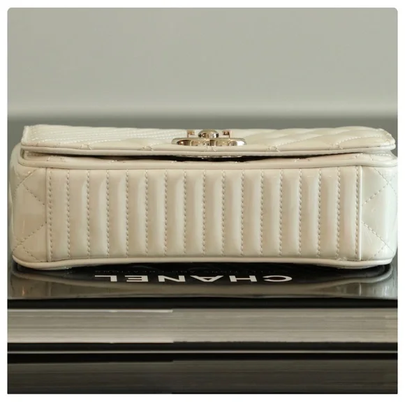 CHANEL ⭐️AUTHENTIC⭐️Small Patent Coco Boy Flap Bag - Picture 7 of 17